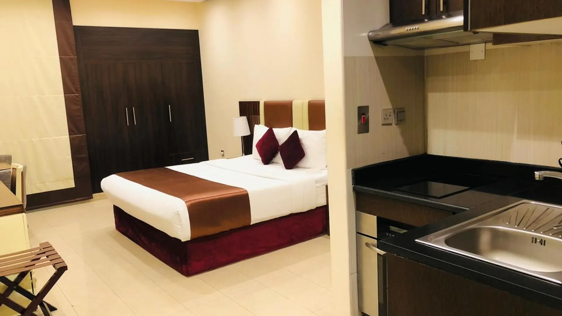 The View Al Barsha Hotel Apartments Dubaj